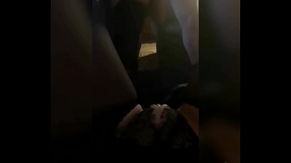 Karsts MJM. Vīrs drāž draudzeni sievas priekšā. Sievas pussy kļūst slapjš, viņas netīrās fantāzijas vienkārši apstulbina prātu