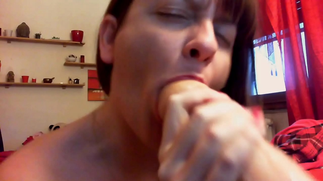 Lielisks orgasms tavai netīrai māsai, atver muti un izdzer to visu